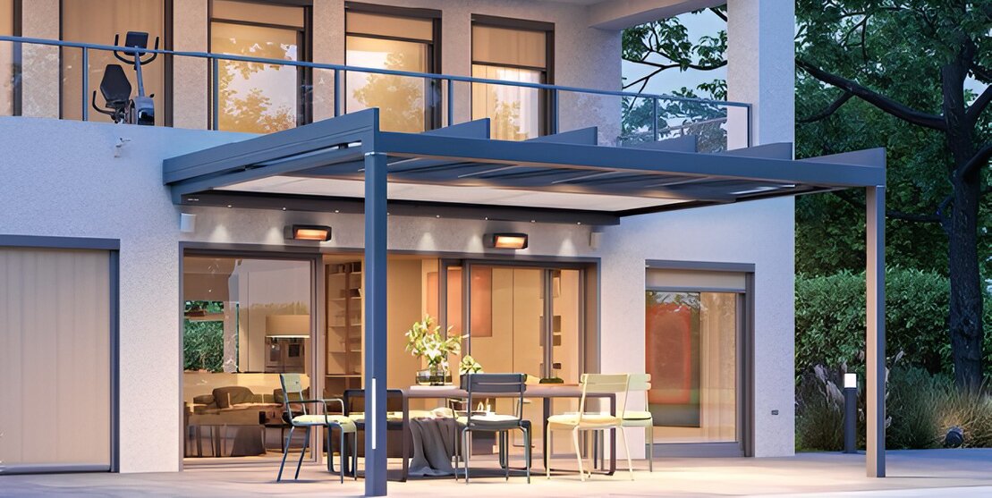 Abendstimmung Terrassenüberdachung in kubischer Form